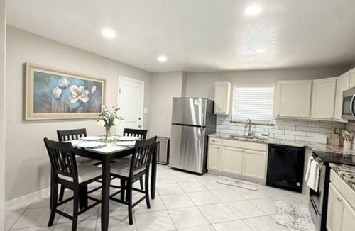 North Richland Hills House | Clean & Comfy Retreat · Airport Access