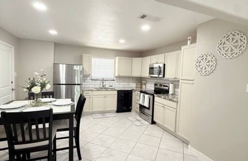 North Richland Hills House | Clean & Comfy Retreat · Airport Access