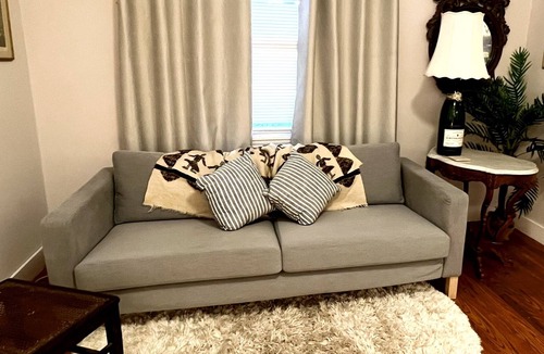 Brattleboro House | Clean & Convenient - Pets stay free!