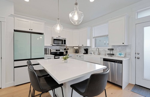 North Salt Lake House | Clean & Cozy 3BR Stay Near Downtown SLC & Airport