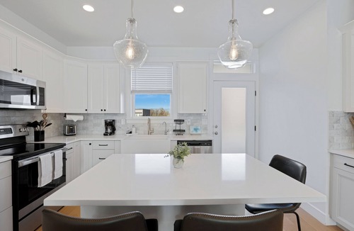 North Salt Lake House | Clean & Cozy 3BR Stay Near Downtown SLC & Airport