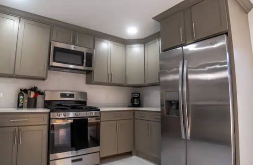 River Oaks House | Clean Fort Worth 4bed/3bath house close to it all!