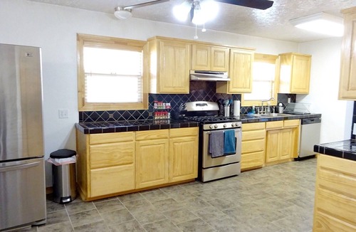 Mitchell House | Clean, fully stocked home in Mitchell.