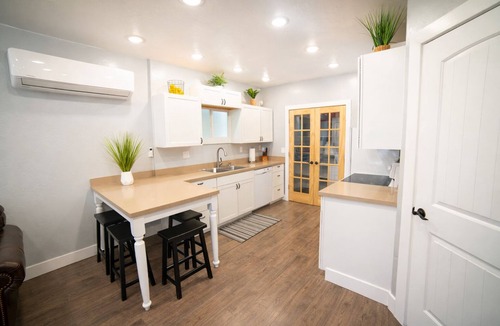Kanab Apartment | Clean In-Town, 2BR Sleeps 4, Walk to Shops & Dining