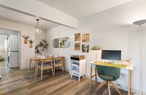 Hillcrest Apartment | Clean, Modern, & Cozy Apartment