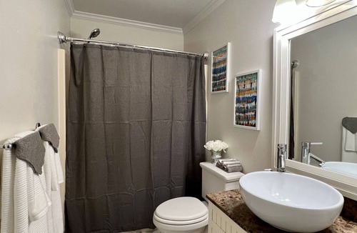 Ashland House | Clean, Quiet, & Cozy Ashland Home