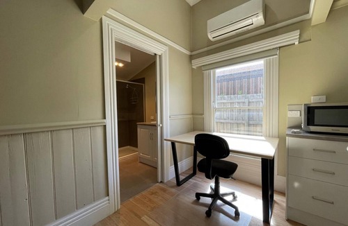 Seymour House | Clean, secure studio