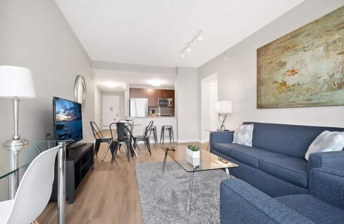 Hudson Exchange Apartment | Clean & Spacious 1BR | Work Remote | Free WiFi & Kitchen | Near PATH