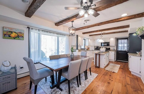 Reisterstown Other | Clean & Spacious Charming Farmhouse