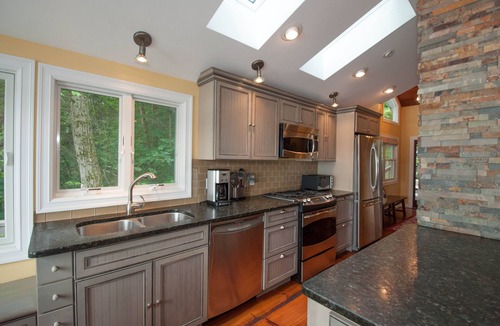Northwest Ithaca House | Clean, Stylish, Well Maintained, Lakefront, Amazing Views, Pet Friendly, College