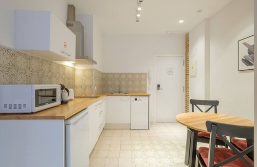 La Petxina Apartment | ❈Clean & Tranquil Apartment close to City Centre❈