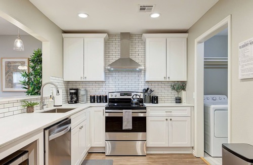Del City House | Clean, Warm, and Welcoming, 1 Mile from Tinker AFB