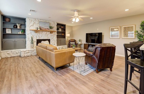 Del City House | Clean, Warm, and Welcoming, 1 Mile from Tinker AFB