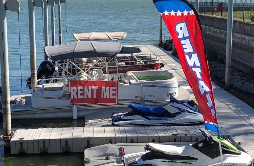 Clearlake Park Hotel | Clear Lake Cottages & Marina