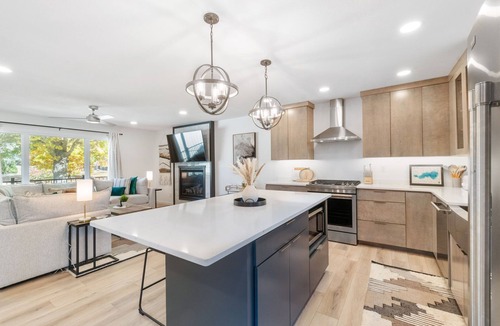 Clear Lake House | Clear Lake Escape - Lake Views, Pool Table, Ping Pong Table, Fire Pit