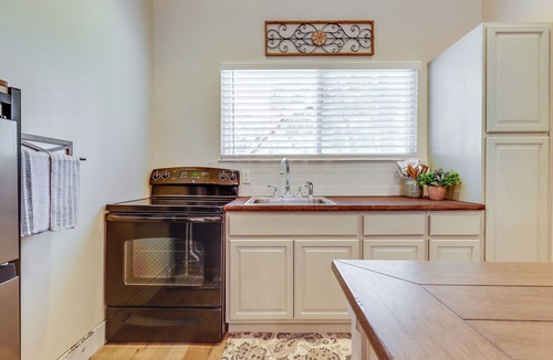 Wilbur Springs Apartment | Clear Lake Getaway w/Dock Access & Shared Yard!