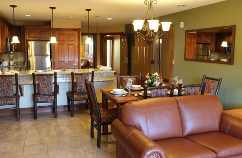 Branson Resort | Clear Rivers and Rolling Hills Await You in the Beautiful Ozarks