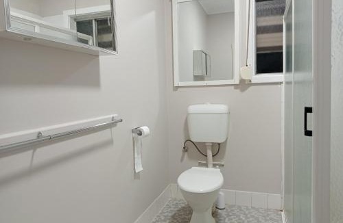 Murray Bridge House | Clear Sky Stays - Murray Bridge