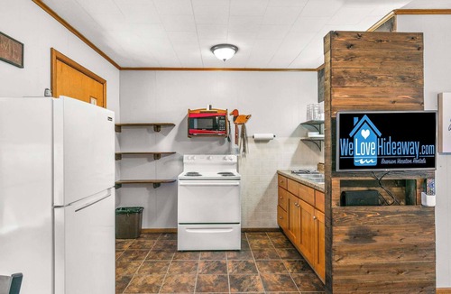 Jenkins Cabin | Clear Water Cabin · Table Rock Lakefront