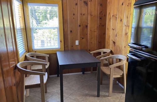 Clearlake Park Cabin | Clearlake Cabins