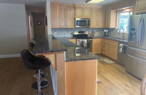 Wilbur Springs House | Clearlake Lakefront Getaway