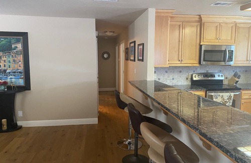 Wilbur Springs House | Clearlake Lakefront Getaway