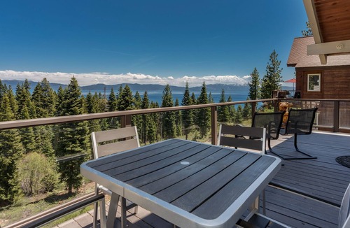 Talmont House | Clearview by Tahoe Mountain Properties
