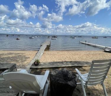 Sebago Villa | CLEARVIEW LIMIT 6
