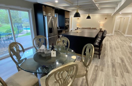 Clearview Township House | Clearview Manor (Wasaga Beach)(Blue Mountain)