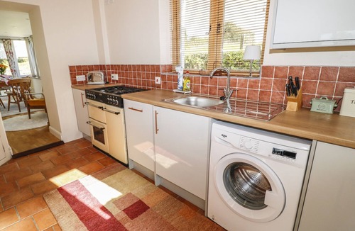 Lydford Cottage | CLEARVIEW, pet friendly, with open fire in Lydford