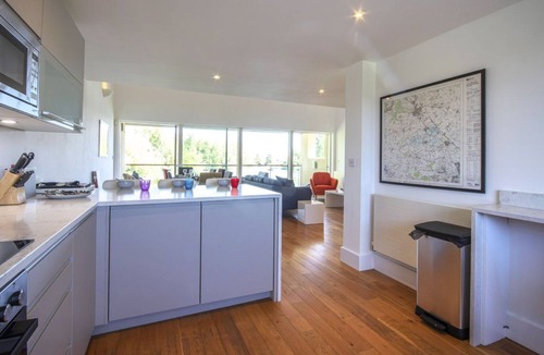 Cirencester House | Clearwater 74, Goldcrest (P)