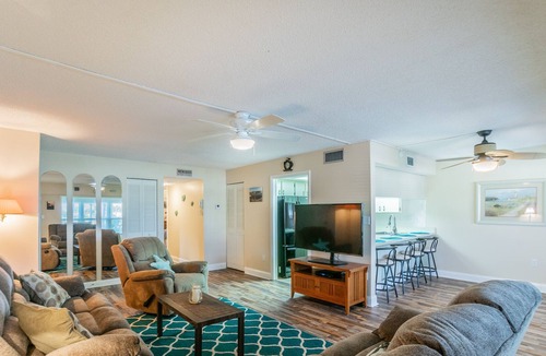 Bay Esplanade Condo | Clearwater Beach Condo