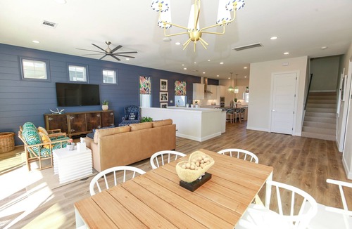 Kingsland House | Clearwater - Golf + Pool + 3 bdm + Bunk Space