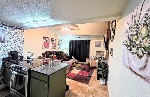 Mid America Condo | Clearwater Lake Escape