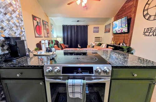 Mid America Condo | Clearwater Lake Escape