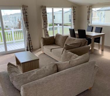 Lydd Resort | Clearwater Lodge - Valencia Heights