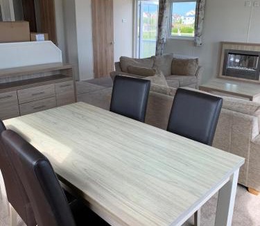 Lydd Resort | Clearwater Lodge - Valencia Heights