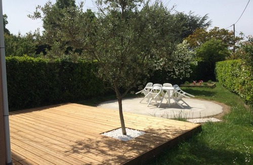 Ambares-et-Lagrave House | Cleau - Ambares Lagrave