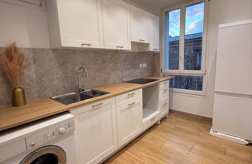 Bondy Apartment | Clef & Confort