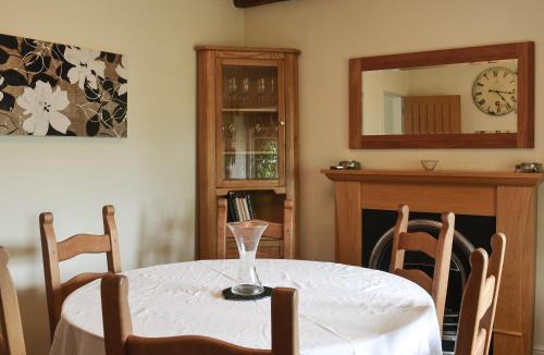 Burnsall House | Clematis Cottage