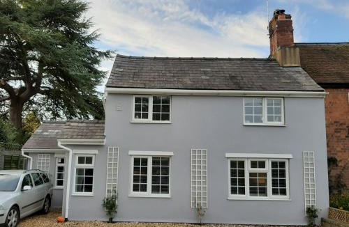 Halfway House House | Clematis Cottage