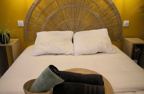 Valcarlos House | Clementenia