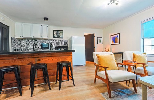 Natchitoches Apartment | "Clementine at The 403" Historic District Apartment Walkable to Downtown
