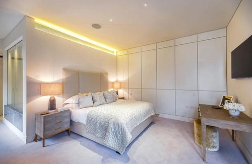 Prince's Apartment | Clermont House