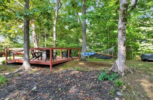 Cleveland House | Cleveland Guesthouse, 1 Gig Internet, Fire Pit