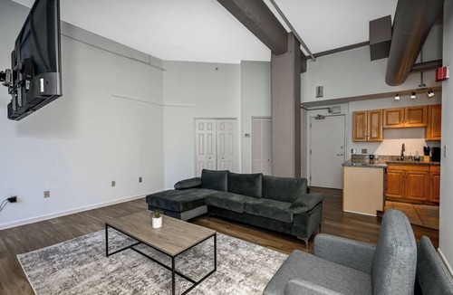 Downtown Cleveland Apartment | Cleveland Lofts