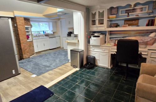 Oakwood Village House | Cleveland MGM Blossom 3 Bed 1 B