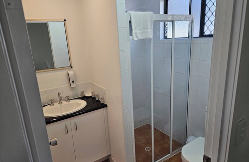 Ormiston Hotel | Cleveland Motor Inn