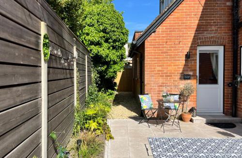 Canford Cliffs House | Cliff Cottage