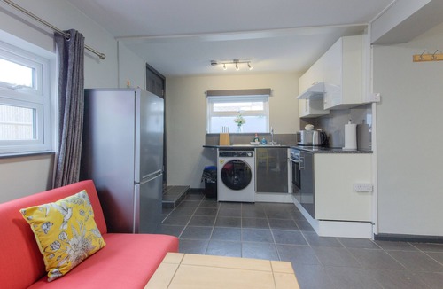 Great Yarmouth Apartment | Cliff - Executive 2 Bed Apartment